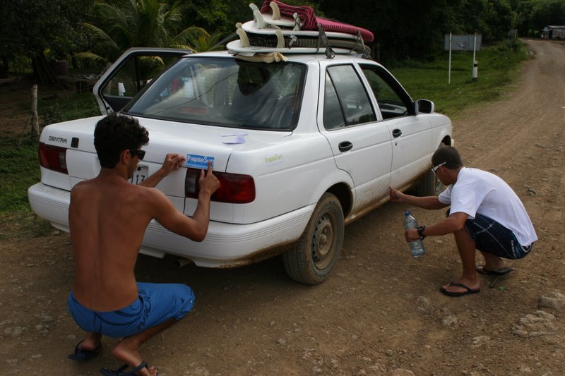 Rented car to go surfing. Photo by Thiago Muller